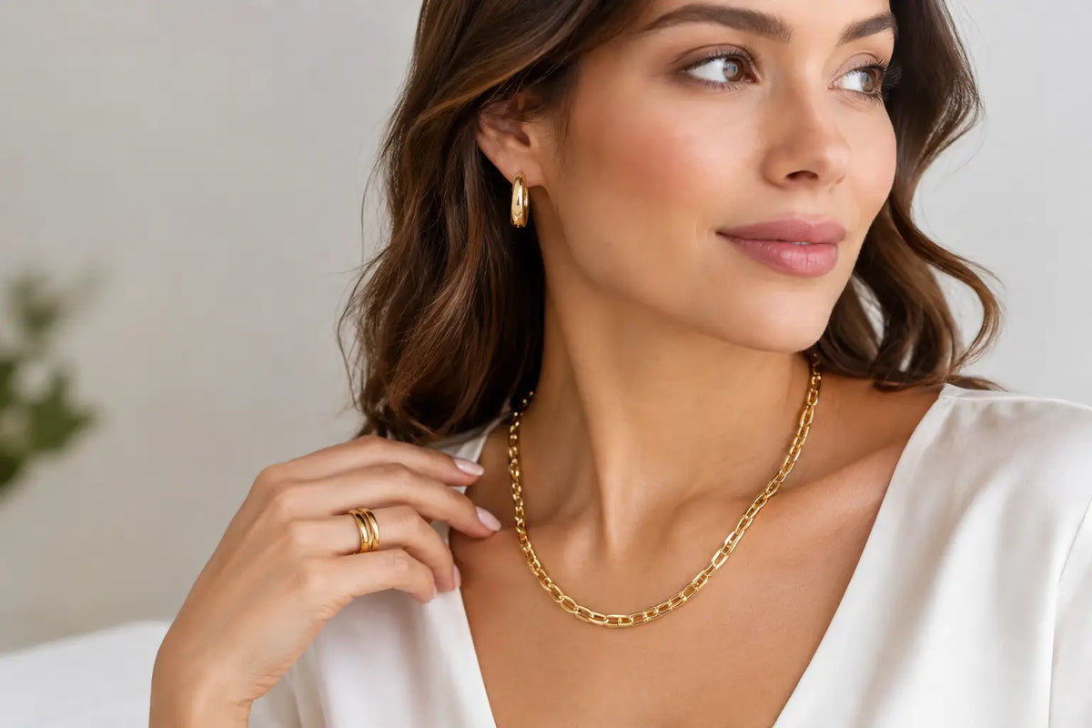 Gold Chains for Women: Styles That Shine