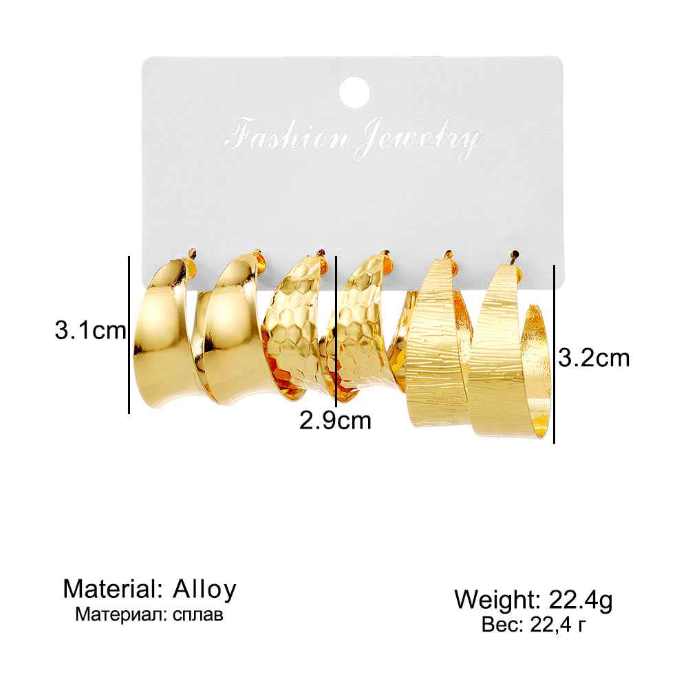 Adorable Trendy Hoops Earrings for a Chic Look