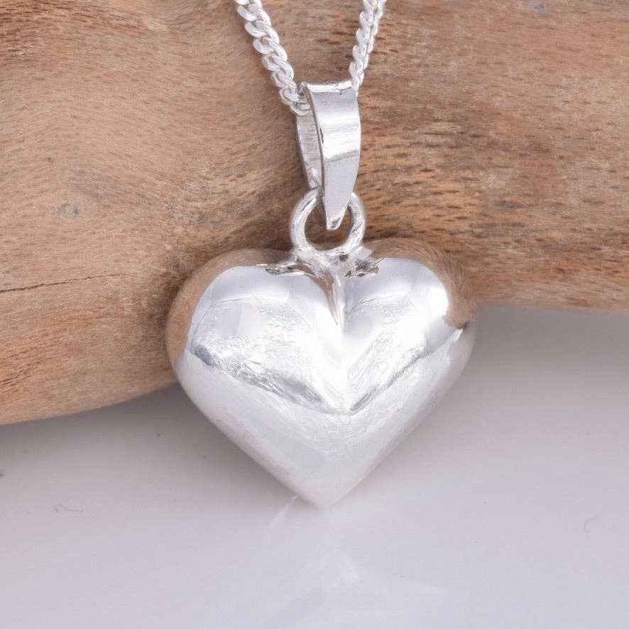 Dazzling Silver Heart Pendant - Elevate Your Style with Timeless Elegance