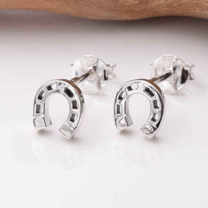 Charming 925 Silver Horseshoe Stud Earrings for Everyday Elegance