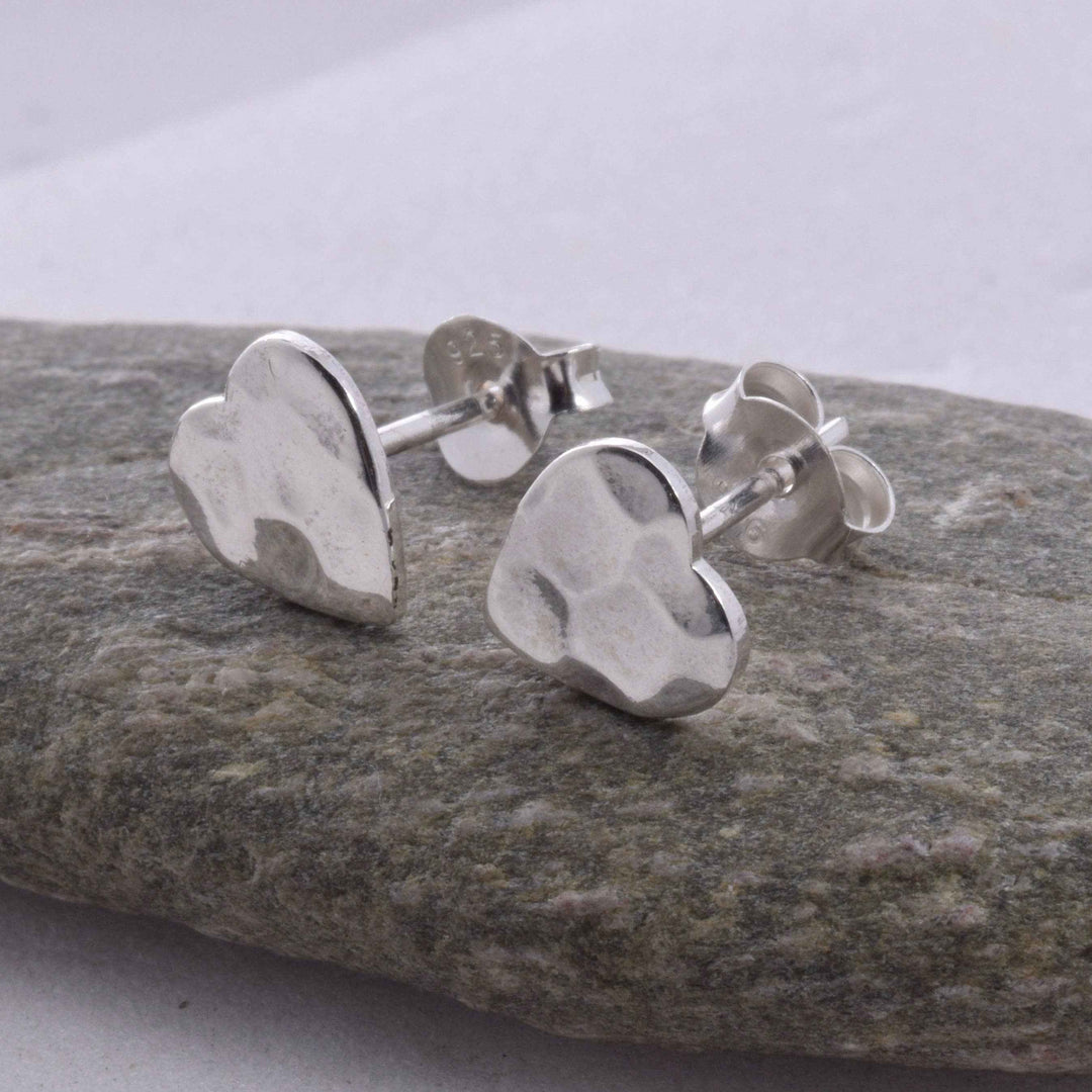 Dazzling Hammered Heart Stud Earrings – Elevate Your Style with Elegant 925 Sterling Silver