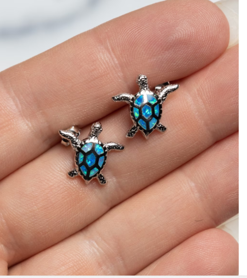 Charming Turtle Earrings for Best Friend - Thoughtful Gifts for Special Moments